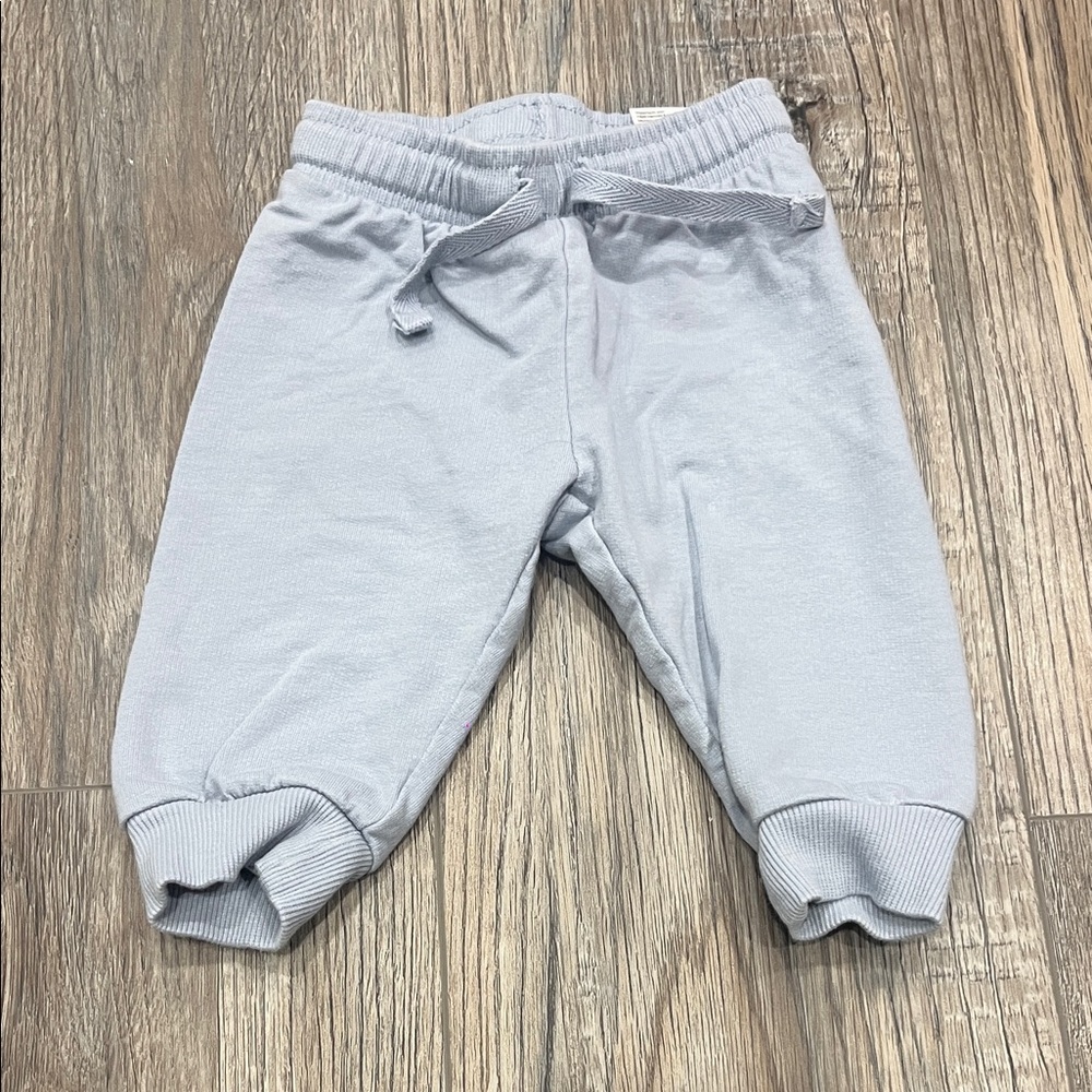 🦄5/25 H&M Track Pants